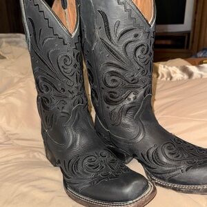 Circle G Black Embroidered Heeled Boots